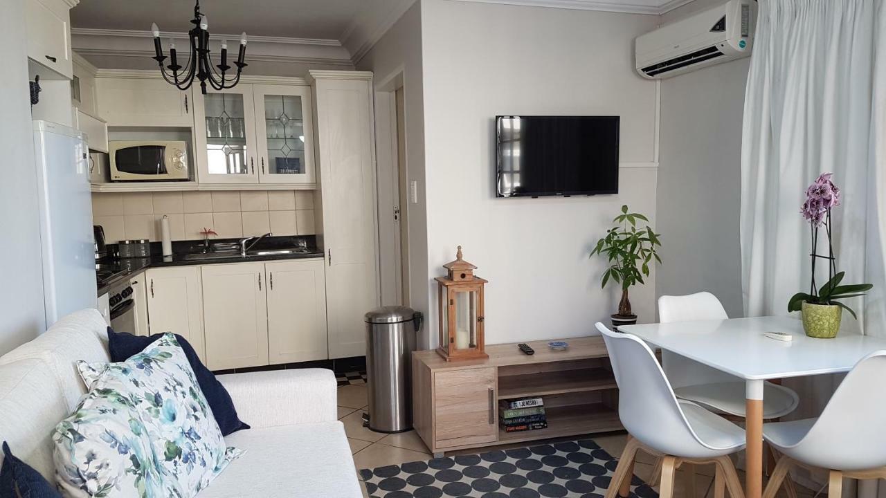 Innes Road Durban Accommodation 2 Bedroom Private Unit מראה חיצוני תמונה