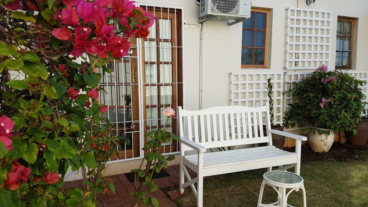 Innes Road Durban Accommodation 2 Bedroom Private Unit מראה חיצוני תמונה